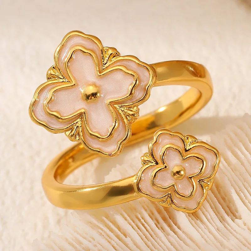 Cross Border Hot Selling Zinc Alloy Double Layer Flower Drop Oil Hand Decoration European And American Fashion Retro All Polishe