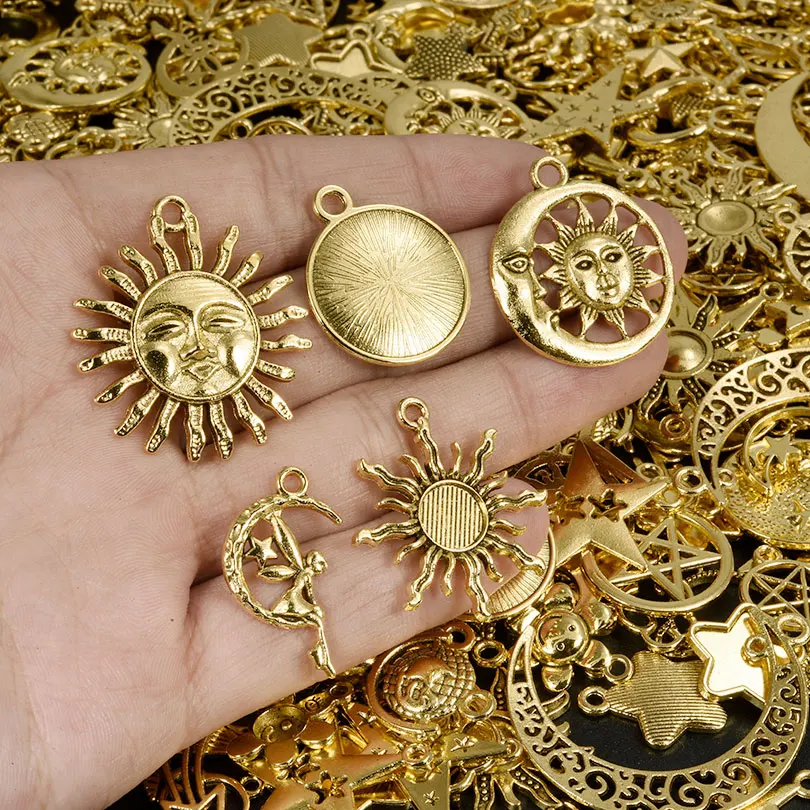 Losowa mieszanka słońce księżyc gwiazda Charms do tworzenia biżuterii luzem Vintage Le Soleil metalowy wisiorek urok DIY kobiety/mężczyźni akcesoria materiał — zdjęcie 3
