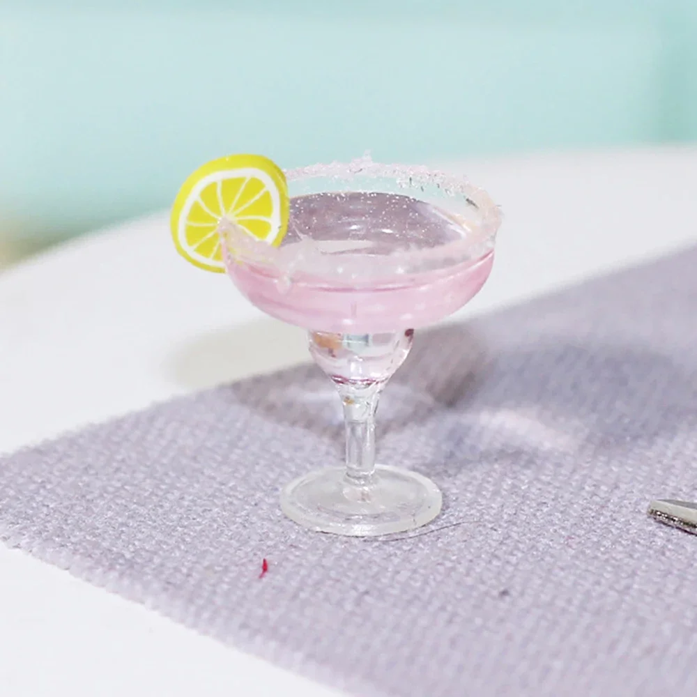 1 قطعة 1/12 دمية مصغرة اكسسوارات صغيرة الراتنج الأزرق كوب تقديم الكوكتيل شرب الزجاج لعبة مجسمة دمية ديكورات منزلية