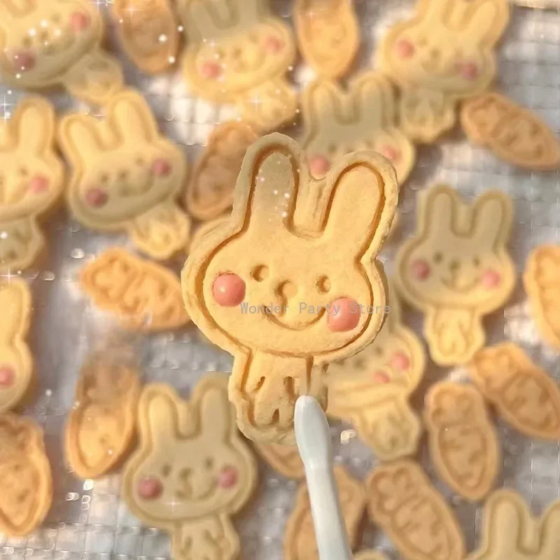 3D Cute Shy Rabbit Cookie Embossing Mold Cartoon Carrot Rabbit Fondant Cookie Cutter Biscuit Mold DIY Kitchen Baking Tools