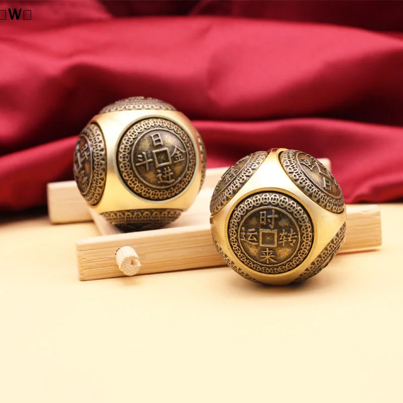 〔W〕Sechsseitiger Vier-Glücksbringer-Geld-Fidget-Spinner, Stressabbau-Würfel, Entspannungs-Würfel, Antistress-Fidget-Spielzeug für Erwachsene〔Winter1〕