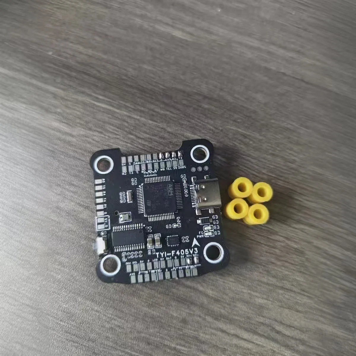 كومة F405 V3 50A 60A 65A وحدة تحكم في الطيران F405 المدمج في OSD ESC 2-6S يبو ل FPV سباق الطائرة بدون طيار كوادكوبتر وحدة تحكم في الطيران