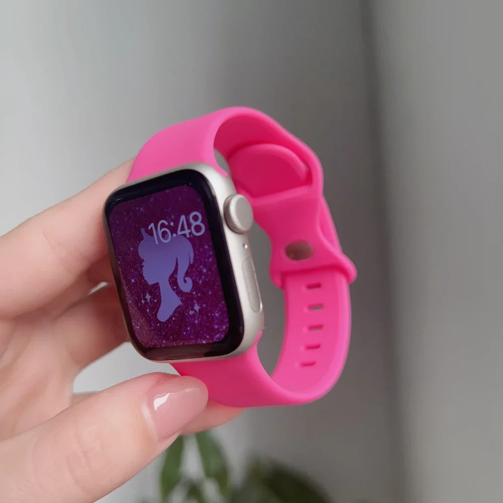 

Nice Silicone Strap For Apple Watch band women Series Ultra 10/9/8/7/6/5/4/3/2/1 for iwatch 40mm 41mm 42mm 44mm 45mm 46mm 49mm