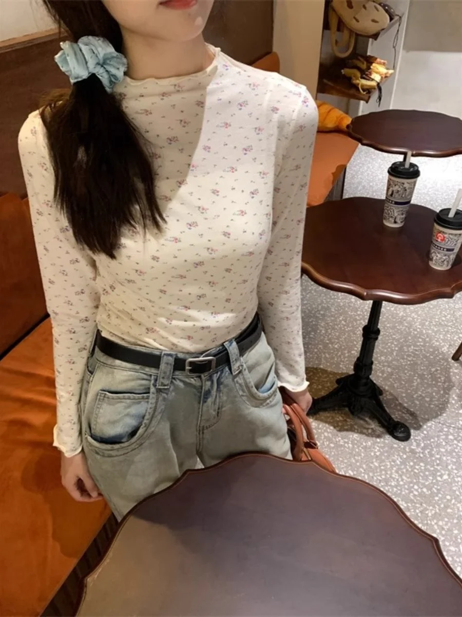 الأزهار طباعة طويلة Sve تي شيرت المرأة سليم صالح ملابس داخلية قاعدة irt العلوي أعلى طوق عالية تصميم الخريف الشتاء Faion