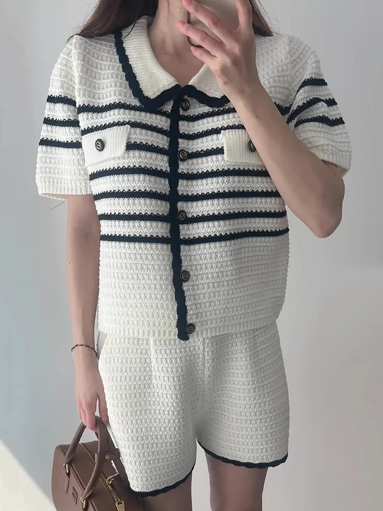 

Chic Summer Vintage Age Striped Hollow Knitted Top High Waist Color Casual Set for Women