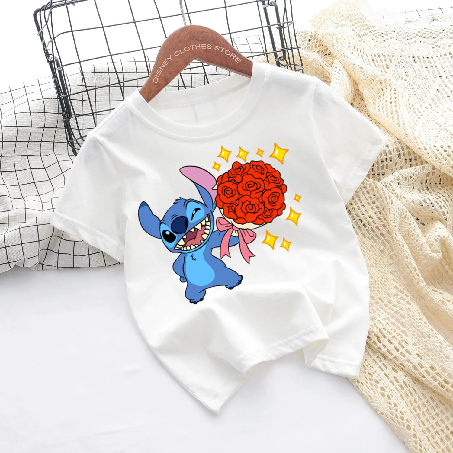 2024 Kawaii Lilo Stitch Funny Cartoon T Shirt Kids Stitch Cute Manga T-shirt Y2k Graphic Tshirt Streetwear Top Tees Female