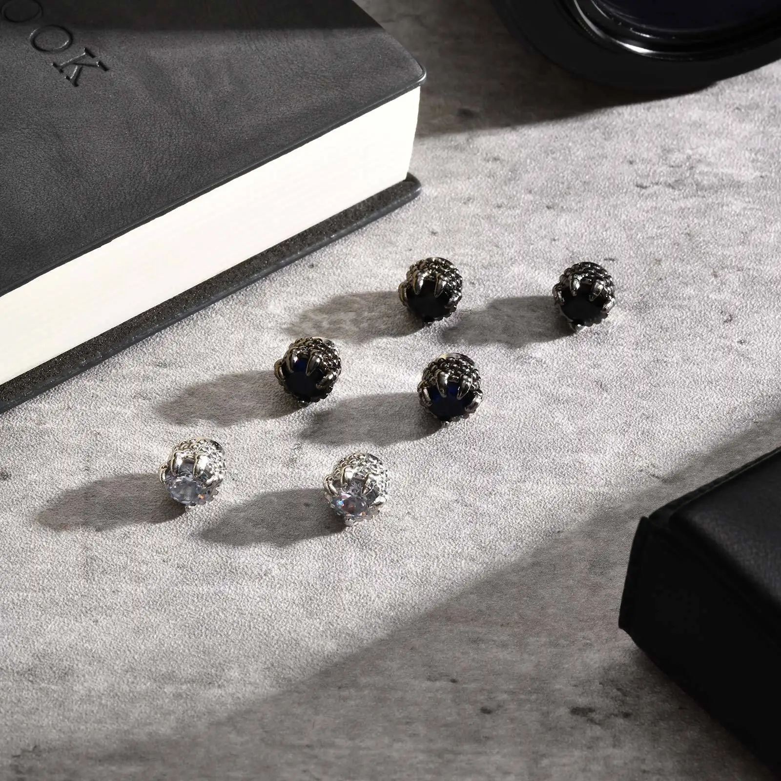 Vintage Dragon Claw Magnetic Ear Clip for Men,Punk Round Zircon Small Metal Earring,Cool No Ear Hole Jewelry Gift view 2