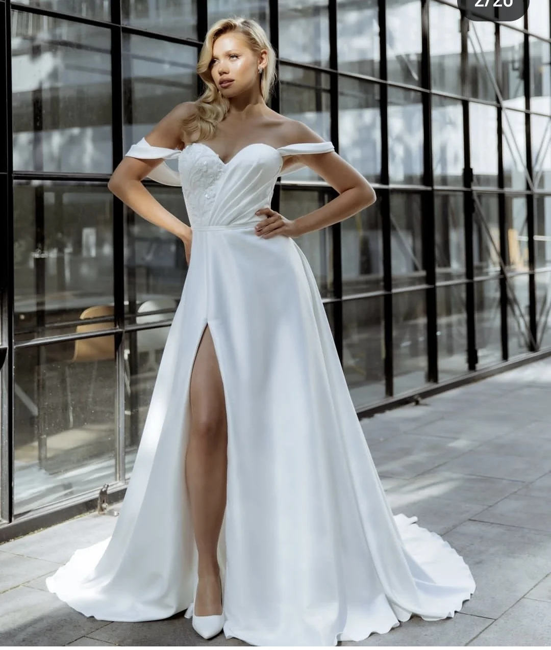 Customize To Measures  2025 Wedding Dress Sweetheart A-Line Side Slit Split PleatFloor Length Bridal Gowns Lace Appliques Civil