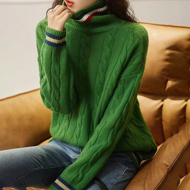Green splicing contrasting color knitted sweater 2025  new thickened fashionable bottoming top in autumn and winter