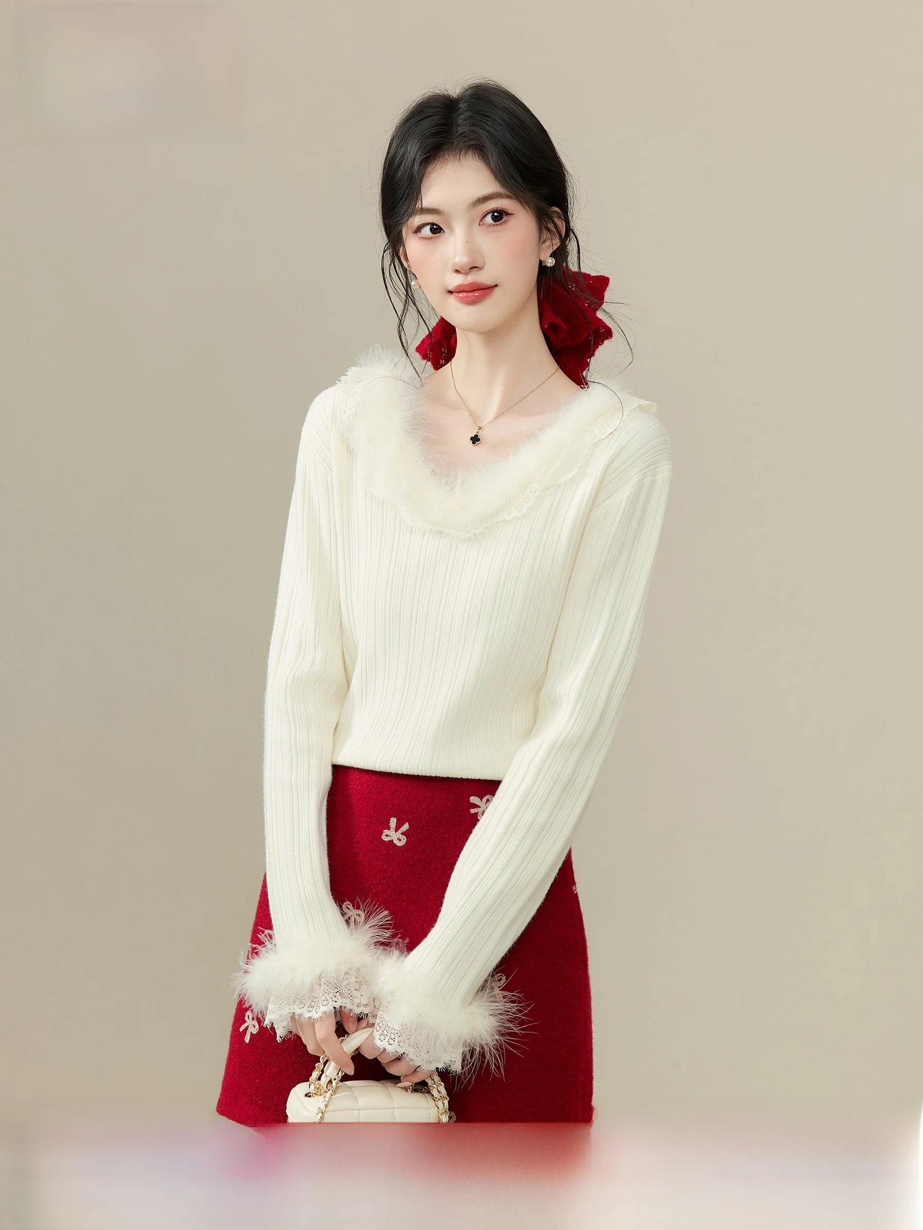 

Женский вязаный топ Lingjiu 'Dianxi Qibai' с V-образным вырезом, кружевными вставками и свободным кроем, имитирующий ткань фатин, для повседневной носки, с длинными рукавами