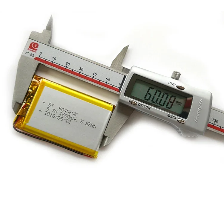 604060   مشغل أوبرا متنقل بقوة 1500 مللي أمبير MP5 مدمج ببطارية ليثيوم بوليمر 3.7 فولت