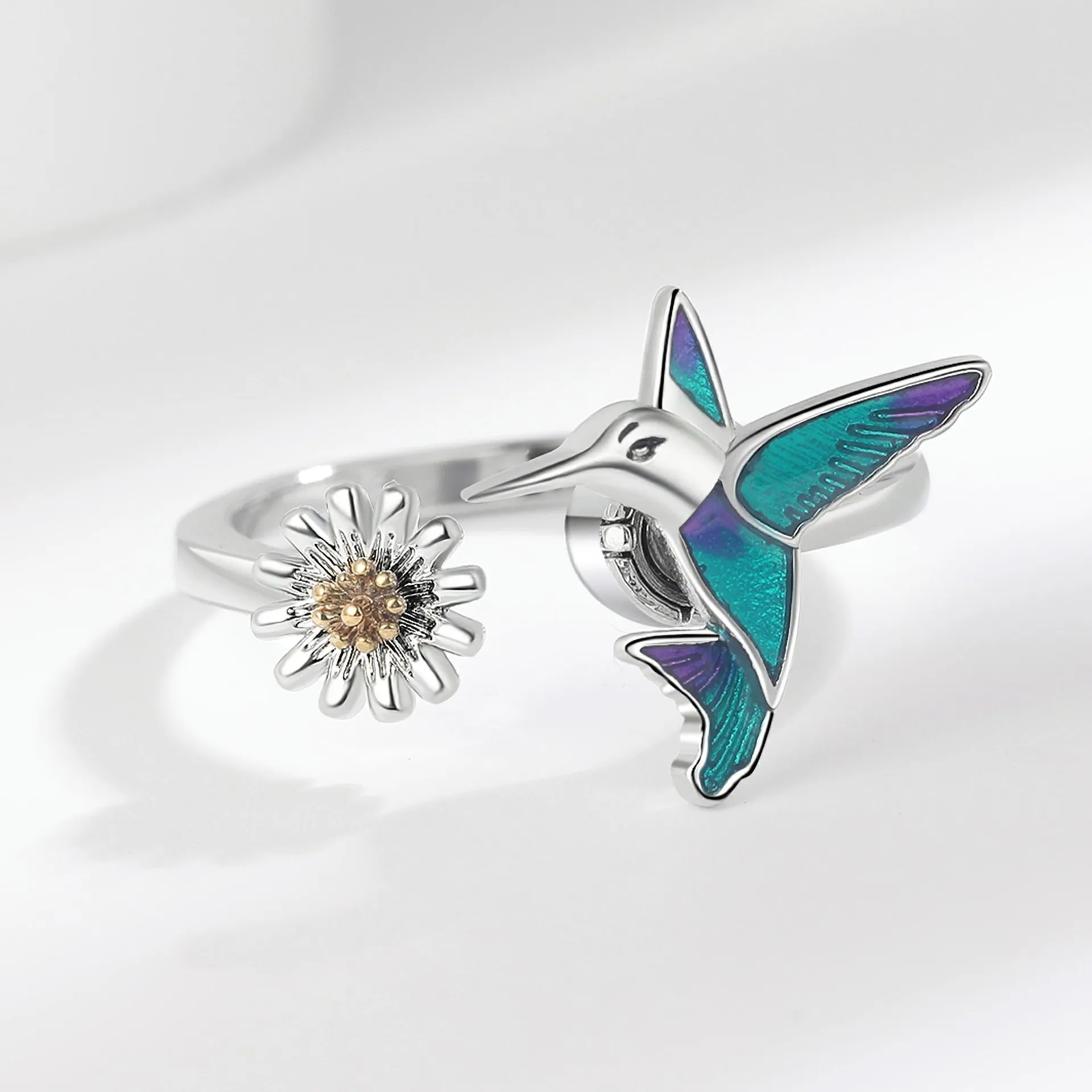 Spinning Two-Sided Rings Hummingbird And Daisy Colorful Enamel Ring Unique Moving Dainty Jewelry Gift For Her