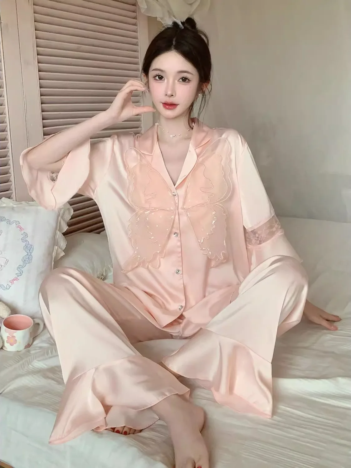 ชุดเซ็ตเสื้อผ้าผู้หญิงไซส์ใหญ่พิเศษ ผ้าไหมน้ำแข็งบางเบา สำหรับฤดูร้อน สไตล์หวานๆ ชุดลำลองสองชิ้น ชุดกีฬา