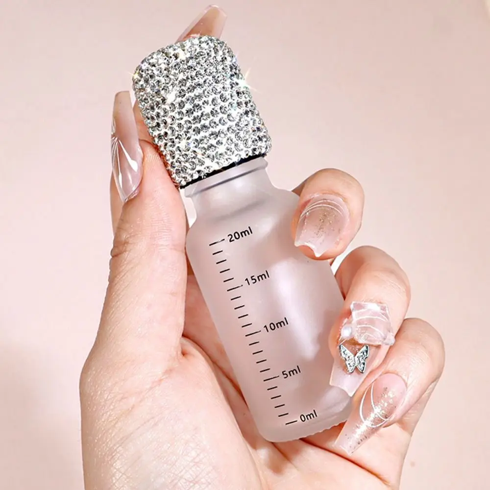 Bling Rhinestone Essential Oil Bottle Refillable Roller Ball Perfume Bottle Leakproof Luxury Essence Storage Bottle Women