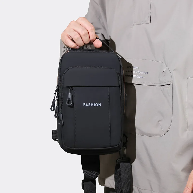 Polarshe-Bolso de pecho con USB para hombre, bandolera de hombro, impermeable, de tela Oxford, multifunción, de gran capacidad, para viaje