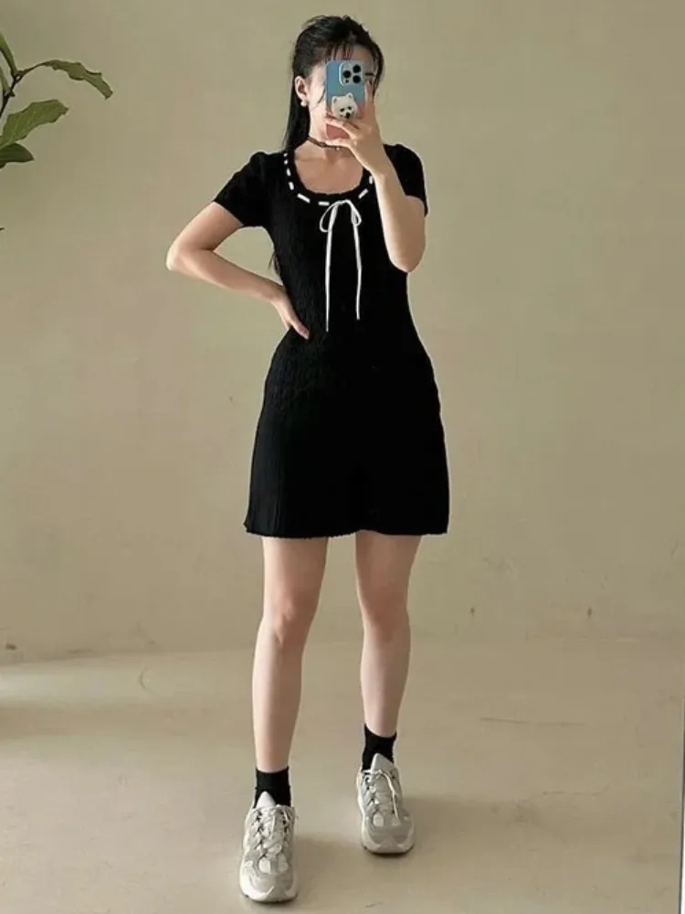 시크한 여름 달콤한 개성 사각 칼라 매듭 나비 슬림핏 반팔 트위스트 니트 드레스 패셔너블 출퇴근 스타일