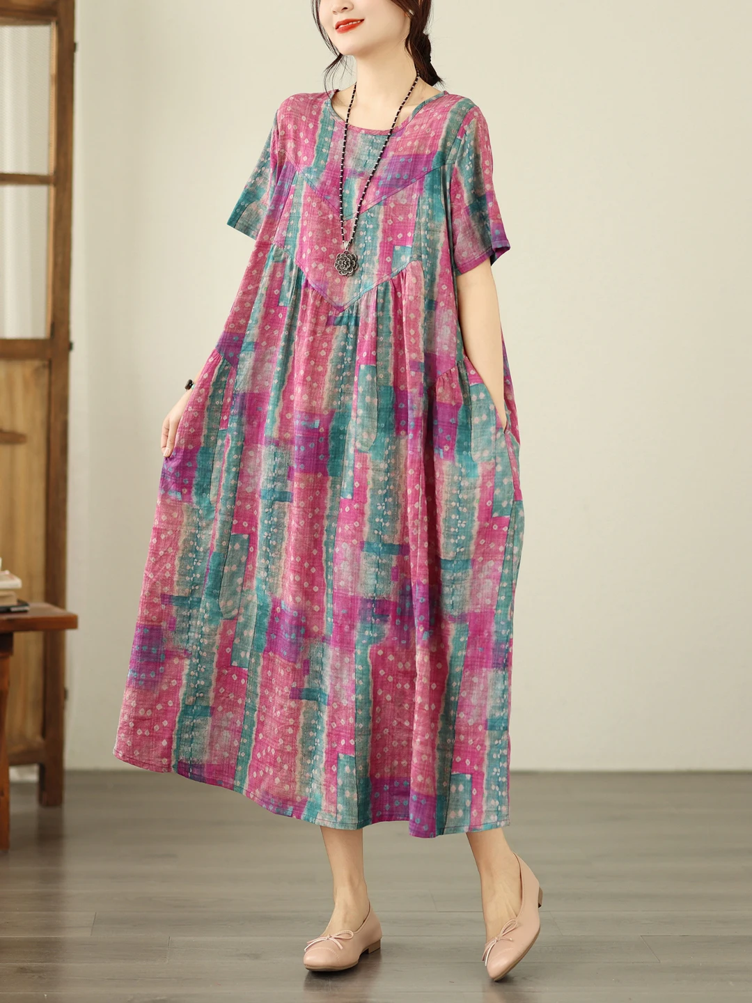 

Summer 2026 Brand New Artistic Vintage Short Sleeve Loose Slim A-Line Dress Women's High Waist Cotton Gown Citywalk Suit