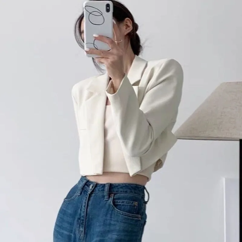 

Весенне-осенний женский абрикосовый белый короткий пиджак без пуговиц, новый элитный элегантный нишевый повседневный дизайн в стиле знаменитостей