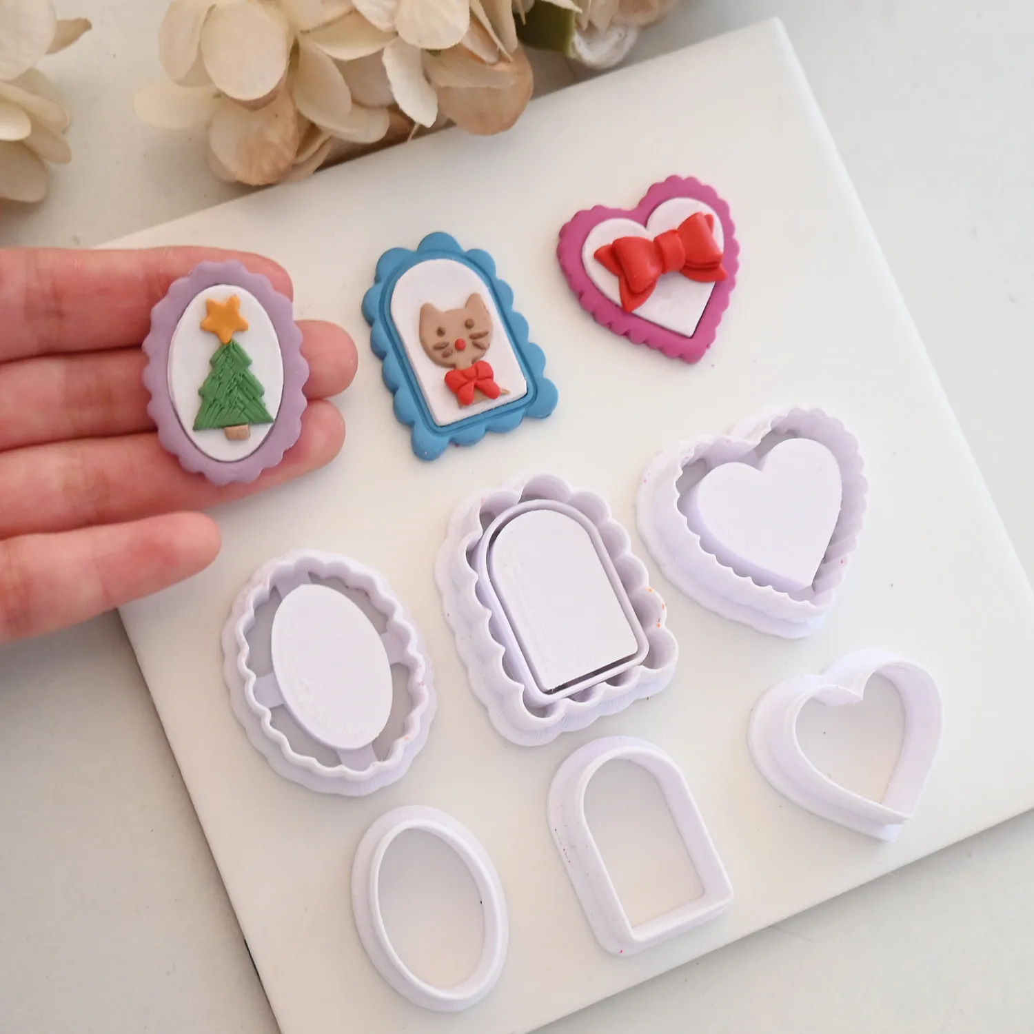 Vintage Frame Polym…