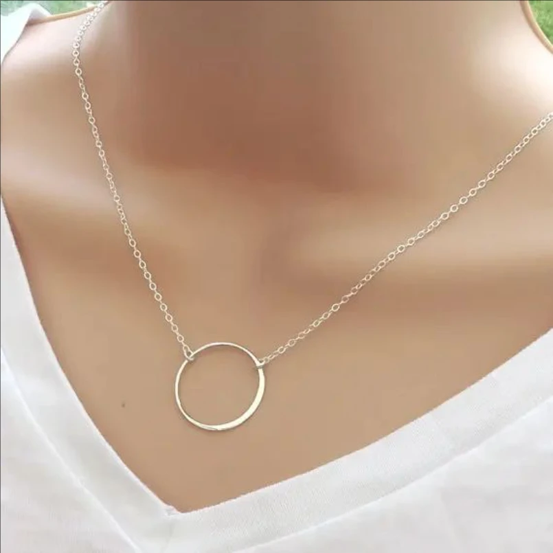 Trendy Beatiful Eternity Circle Necklace