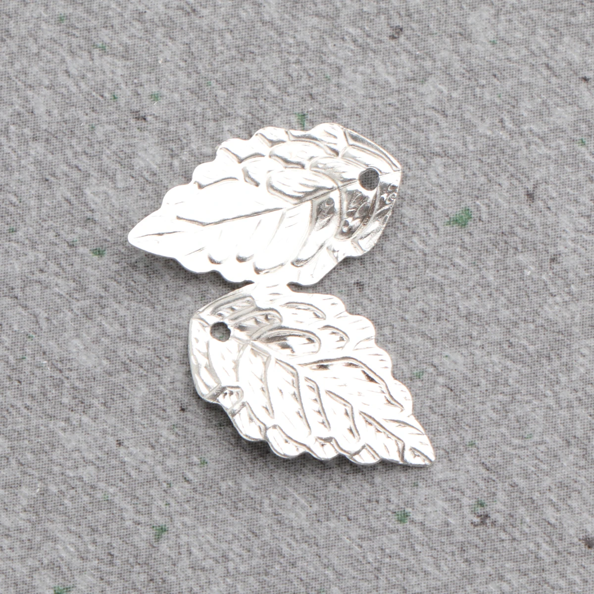 

6Pcs Pendant Copper DIY Necklace Bracelet Charms Unique Stylish Design Jewelry Making Accessories Leaf DIY Pendant