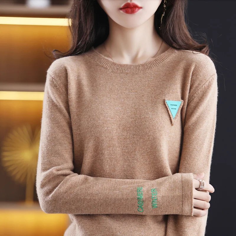 【 No Returns Supported 】 Autumn/Winter New Pure Wool Women\'s Round Neck Loose Embroidered Fashion Knitted Wool Bottom Sweater