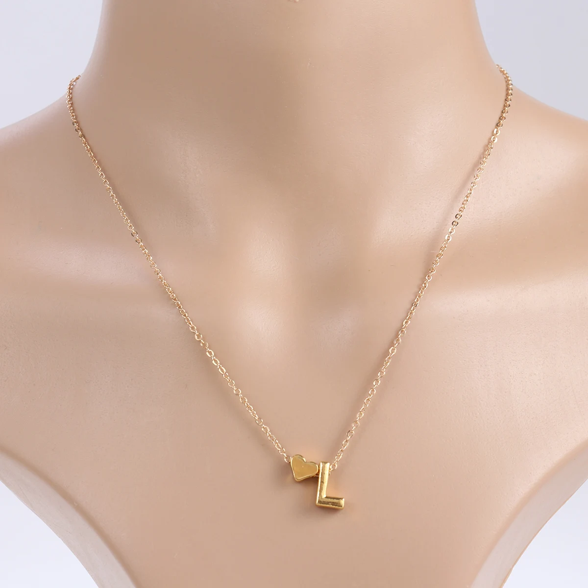 

Heart Shape Alphabet Letter Necklace For Women Personalized Golden Initial Pendant Lightweight Nickel Free Jewelry Gift