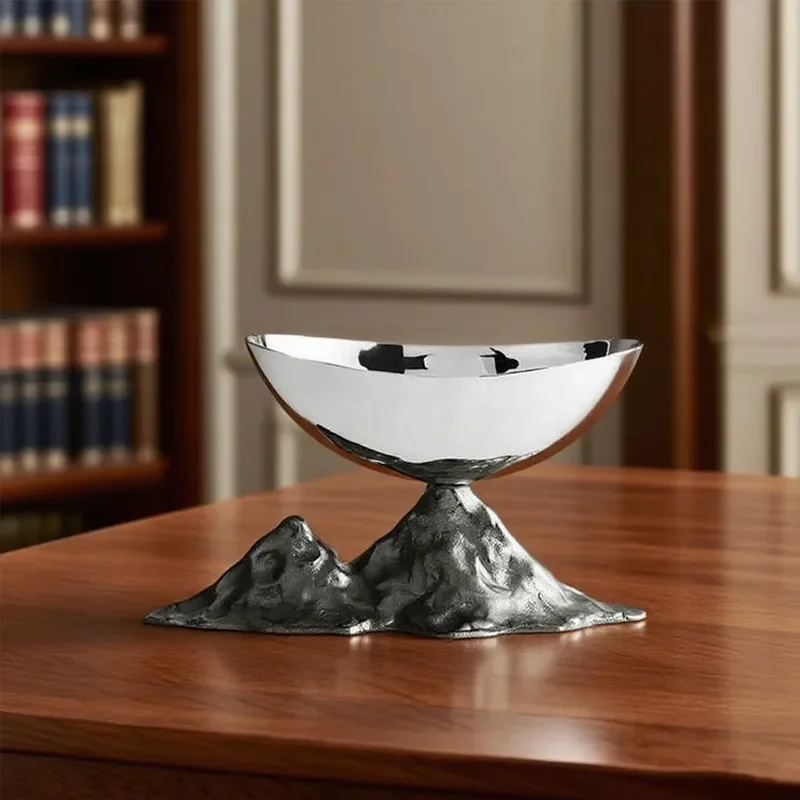 Modern Stainless Steel Fruit Plate Light Luxury Whimsical Noah's Ark Design Serving Tray for Living Room Coffee Table