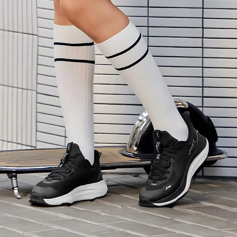 

LI-NING Женская прогулочная обувь SOFT PLUS LINING Дышащие мягкие спортивные кроссовки AGLU088