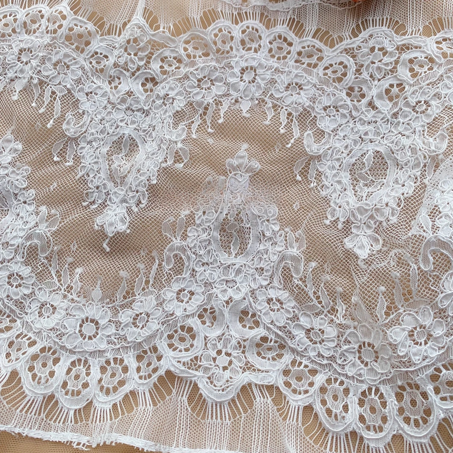 

3 Yards New The High-quality and Popular Twigs Eyelash Bone Lace Is A Specialized Lace Accessory for Making Exquisite Headbands