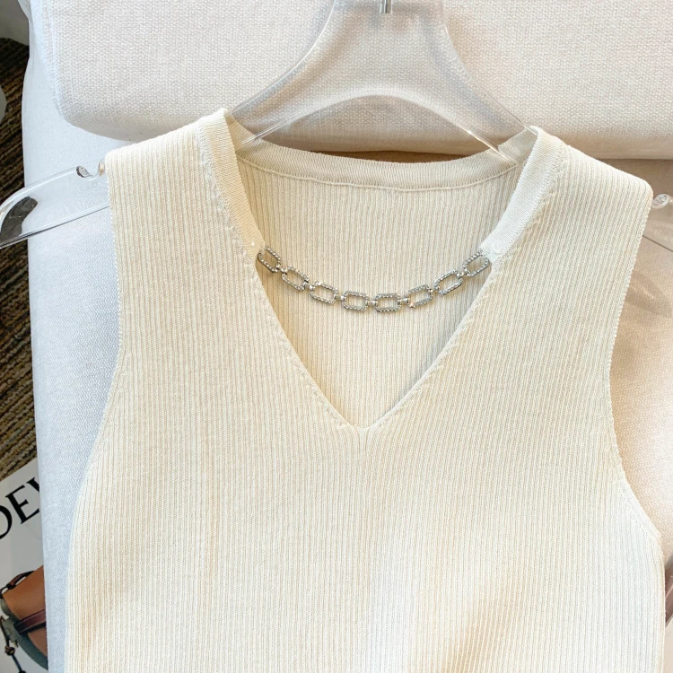 Summer Stylish V-neck Slim Knitted Vests For Women Sleeveless Chain Patchwork Ice Silk Tops Knitwear Solid Fashion Tshirt Vests