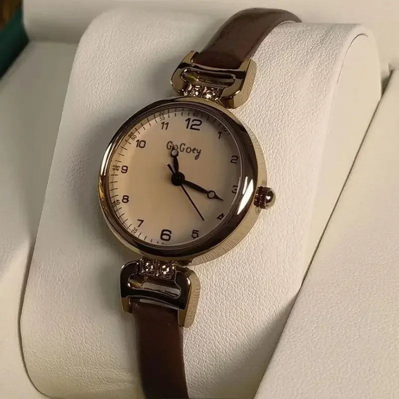 New Fashion Women Watches Simple Quartz Wristwatches Leather Watches Girls Students Clock Ladies Watch Gift Relojes De Mujeres