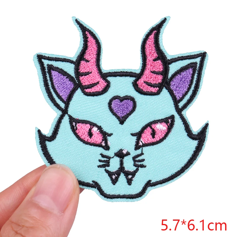 Funny Animal Patch Iron On Patches For Clothing DIY Cartoon Embroidery Patch Punk Embroidered Patches On Clothes Sew Stickers