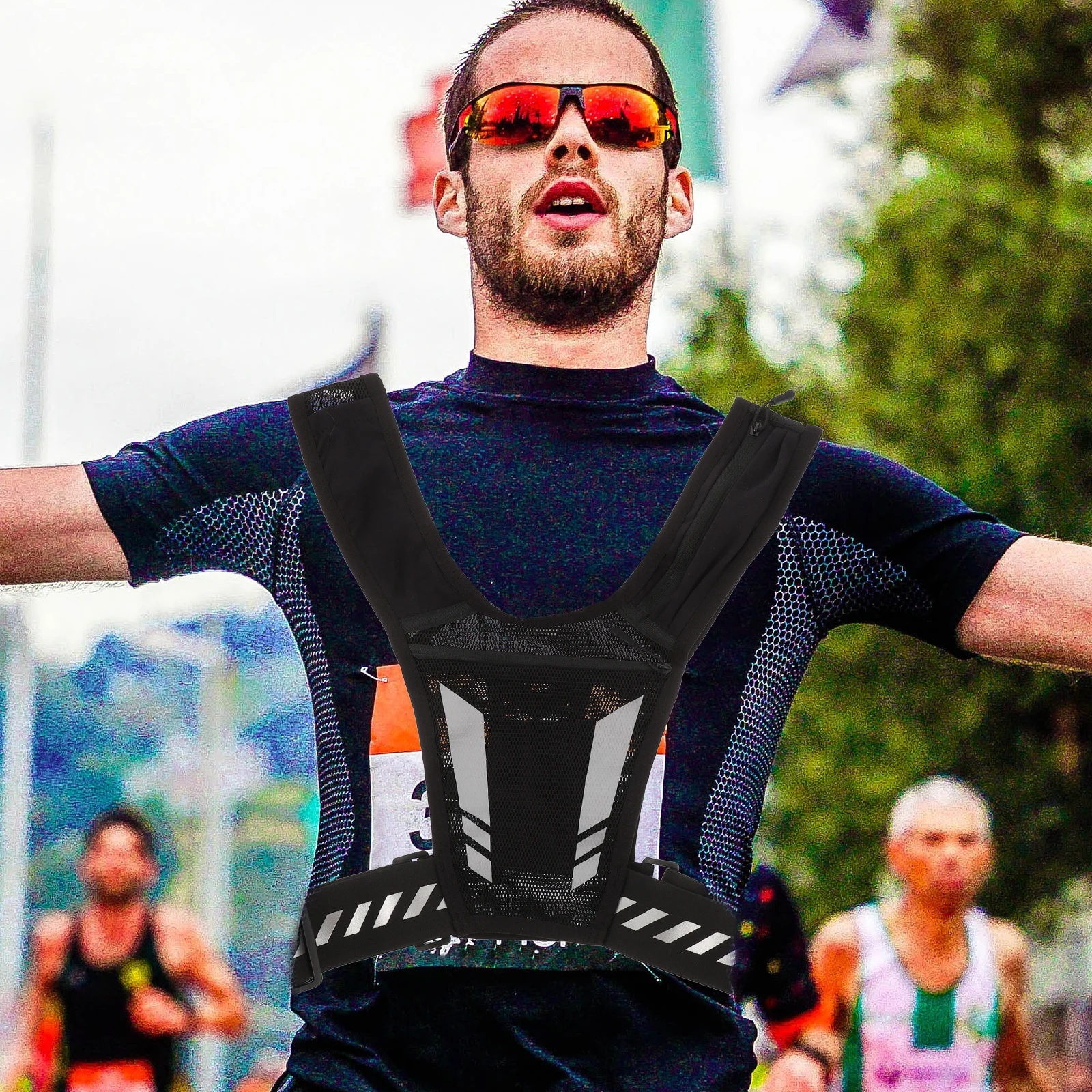 

Stylish Chest Bag For Men Featuring A Comfortable Design For Hands Free Exercise And Adequate Space For Necessities