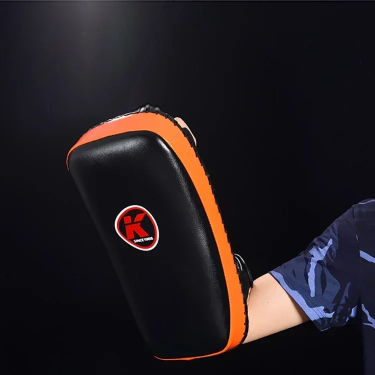 Customized Curved Punching Mitts Boxing Pads Hand Target Boxing Pads Gloves Training Focus Pads Kickboxing Muay Thai MMA