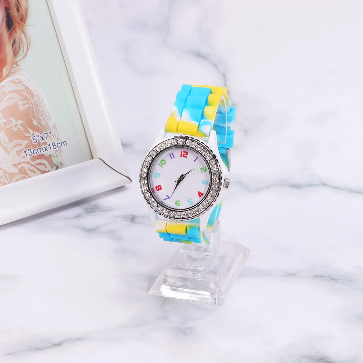 

Модные женские камуфляжные дизайнерские силиконовые камуфляжные дизайнерские часы-браслет прочные долговечные кварцевые часы для женщин подарки