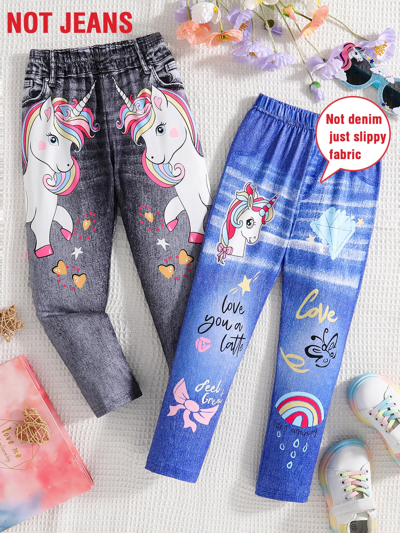 Vier Jahreszeiten Kinder Mode einfache 2 Paar Micro Stretch Sport Freizeithosen Mädchen Nachahmung Denim Cartoon gedruckt lässig p