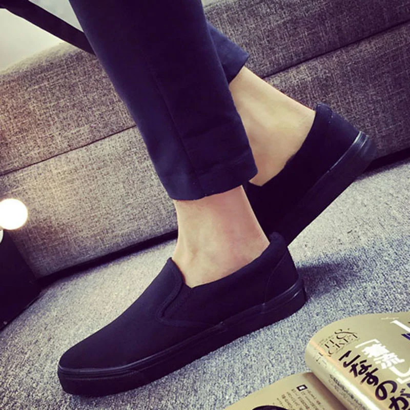 Men Casual Shoes Flat Slip-on Plus Size N023 Canvas Shoes Men Loafers Cool Young Man Street Black Shoes Breathable