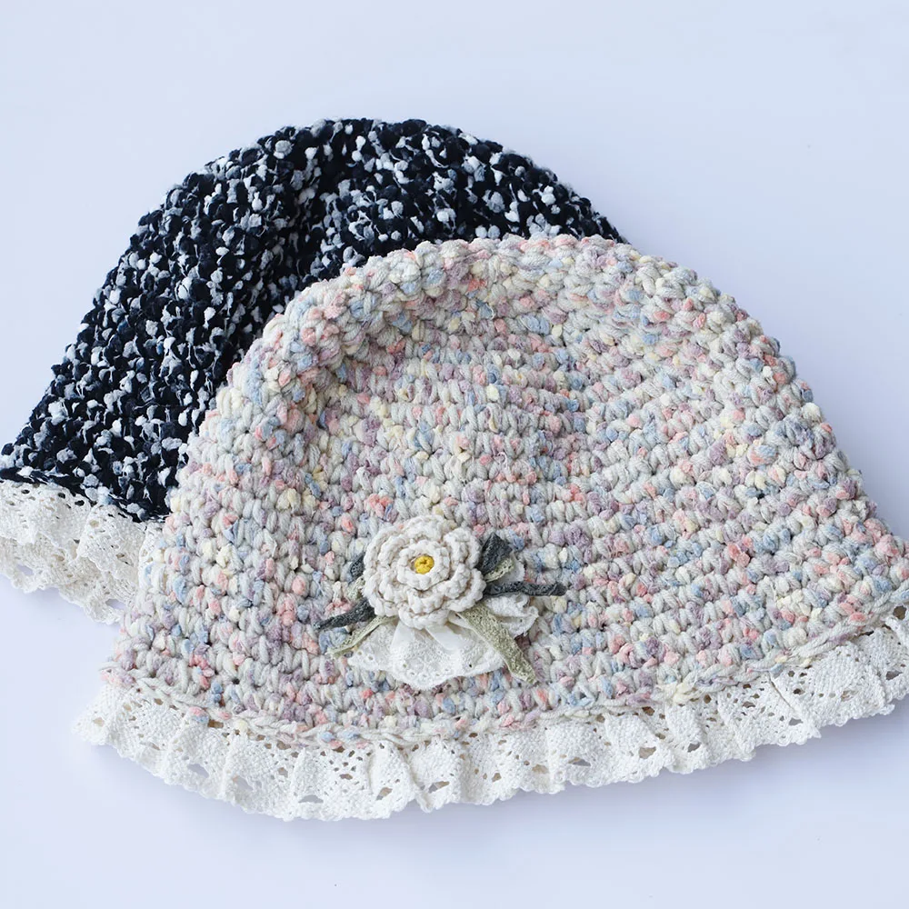 2025, neue Herbst-Winter-farbige, handgefertigte, gestrickte Eimerhüte mit Blumenmuster, vielseitige, gehäkelte, dicke Damen-Fischerhüte