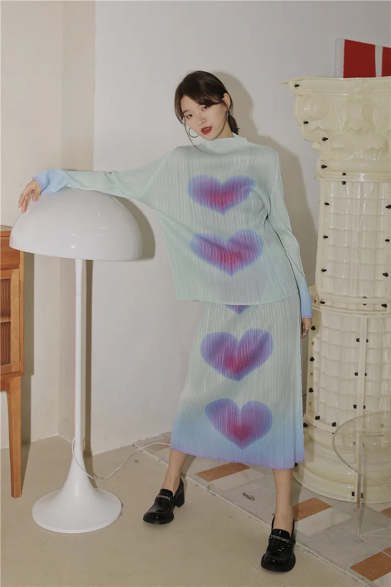 Gradient Heart-shaped Print Long Sleeve Skirts Women Preppy Halo Folds High-neck Ruffled Skirts Korean Fashion New Streetwears