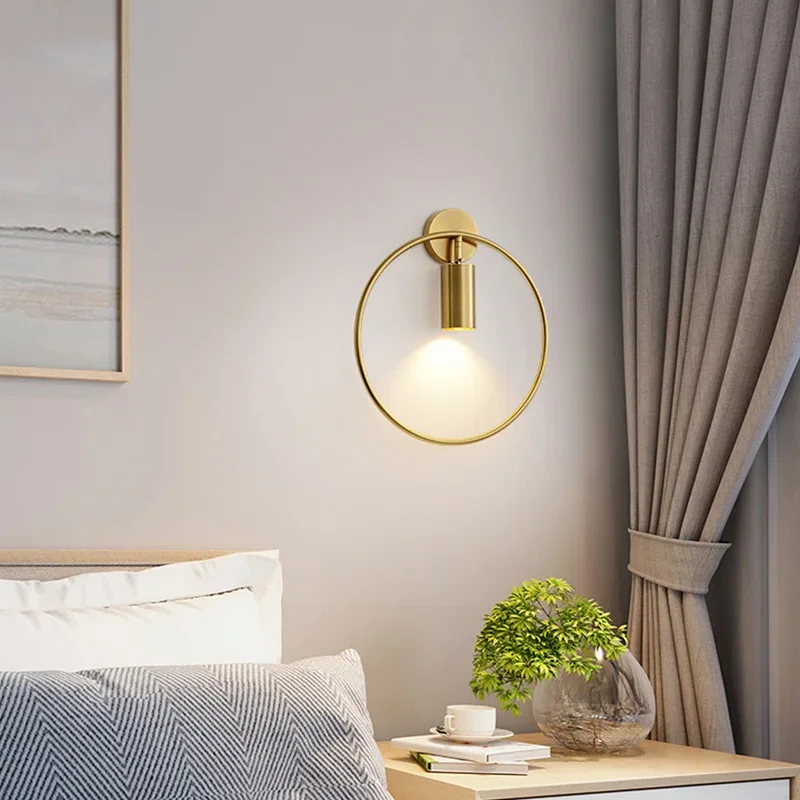 Minimalist Bend Tube Profile Wall Lamp LED Golden Arch Rotatable Metal Art Dining Room Restaurant Living Room Home Decor