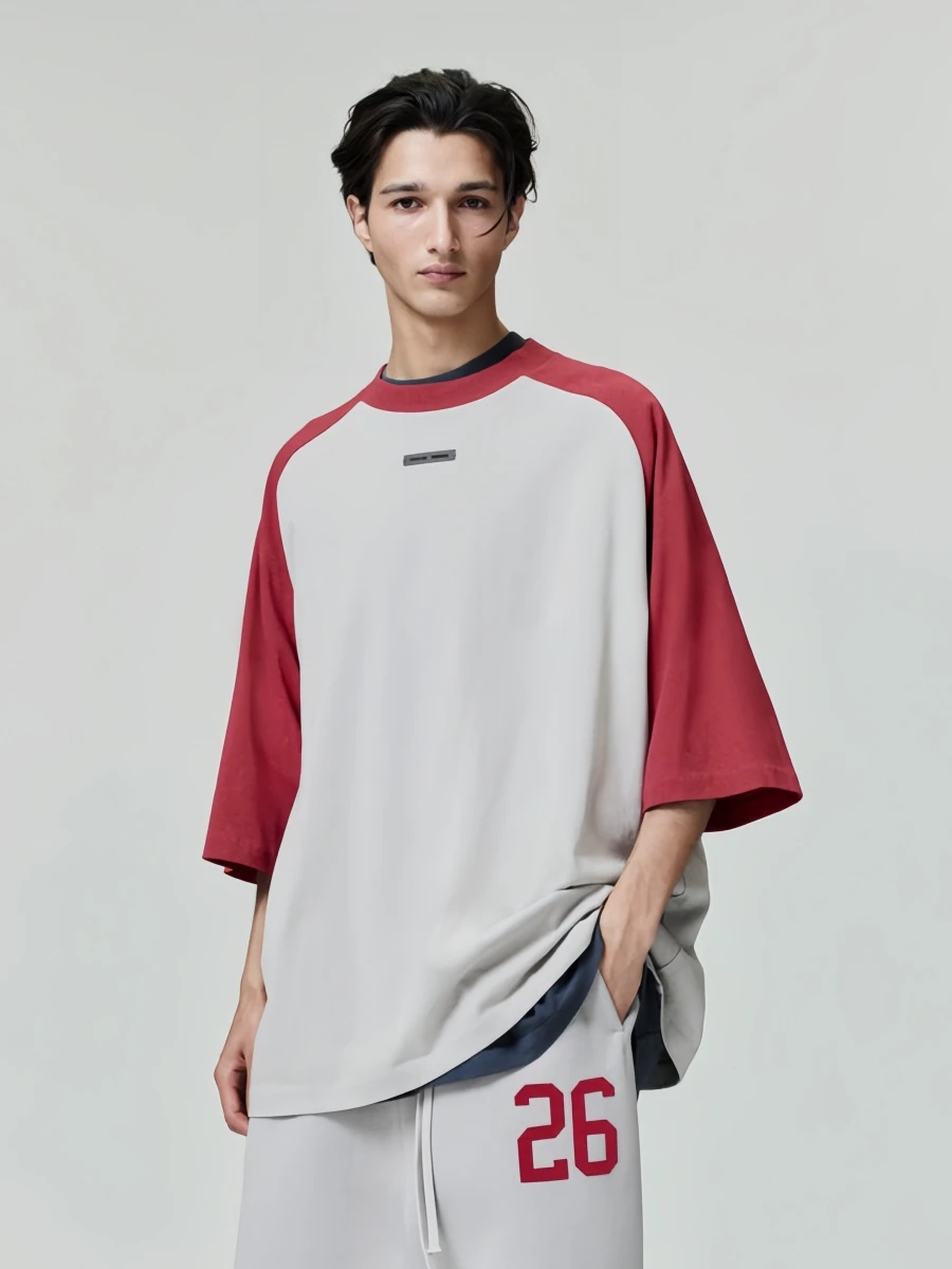 

Мужская свободная повседневная футболка в американском стиле с коротким рукавом, с декоративными вставками на плечах, из хлопка, комфортного кроя, с круглым вырезом, пуловер