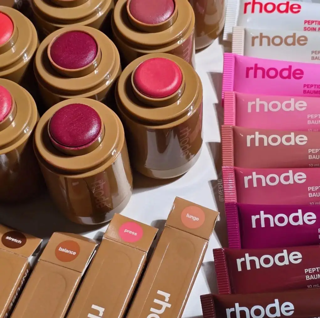 Maquillaje: Colorete en crema, Colorete en barra, Brillo labial, Funda para iPhone 16 17 con cinta, Colorete en barra en tonos SALTY TAN, Frambuesa, Espresso, INS