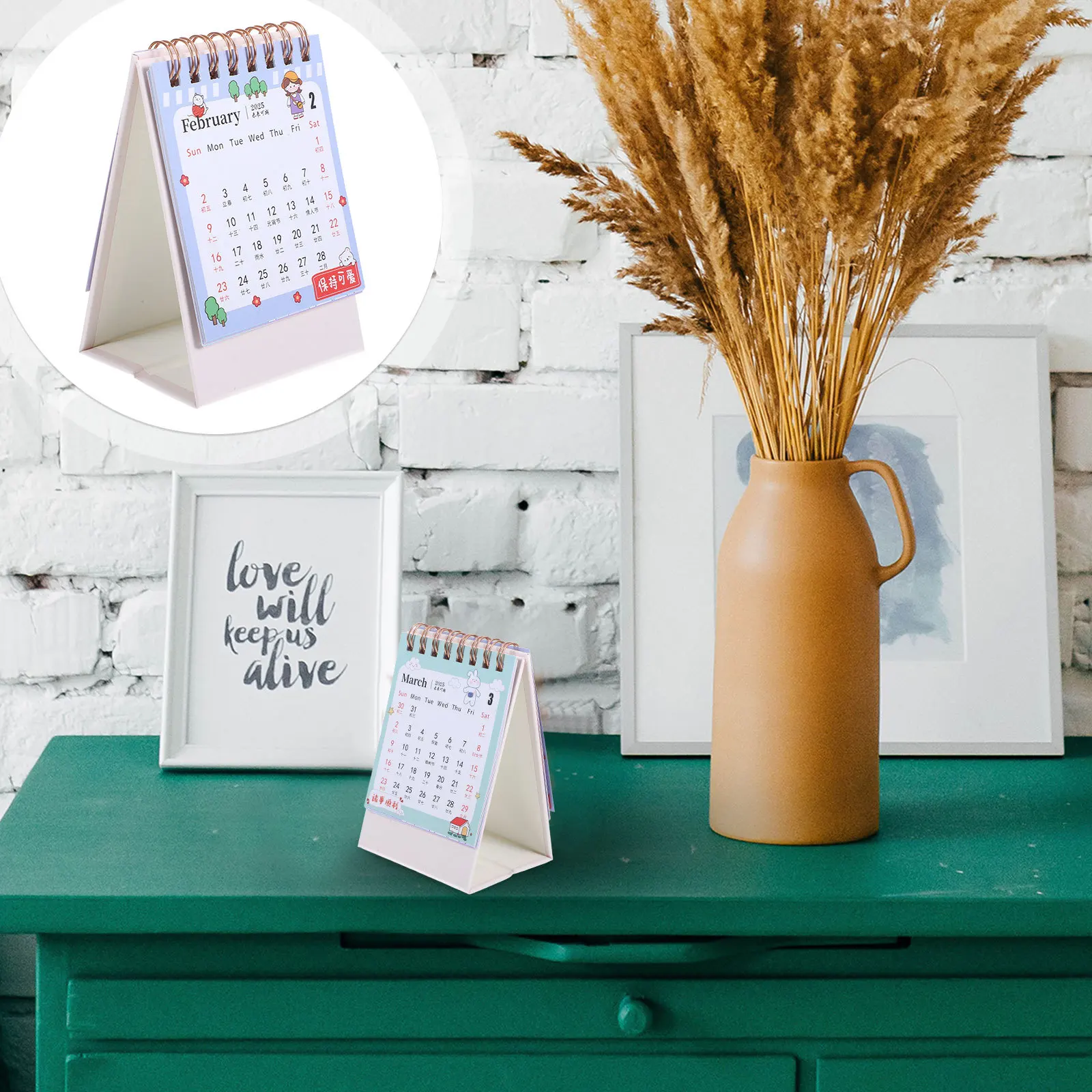 

2025 Mini Desk Calendar Portable Paper Flip Calendar Office Desk Decor Aesthetic Small Desktop Planner