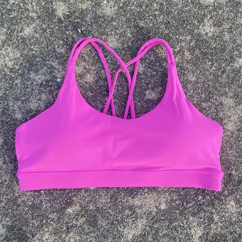 Женский спортивный бюстгальтер Nylon Fitness - комфорт и поддержка — детальный вид товара