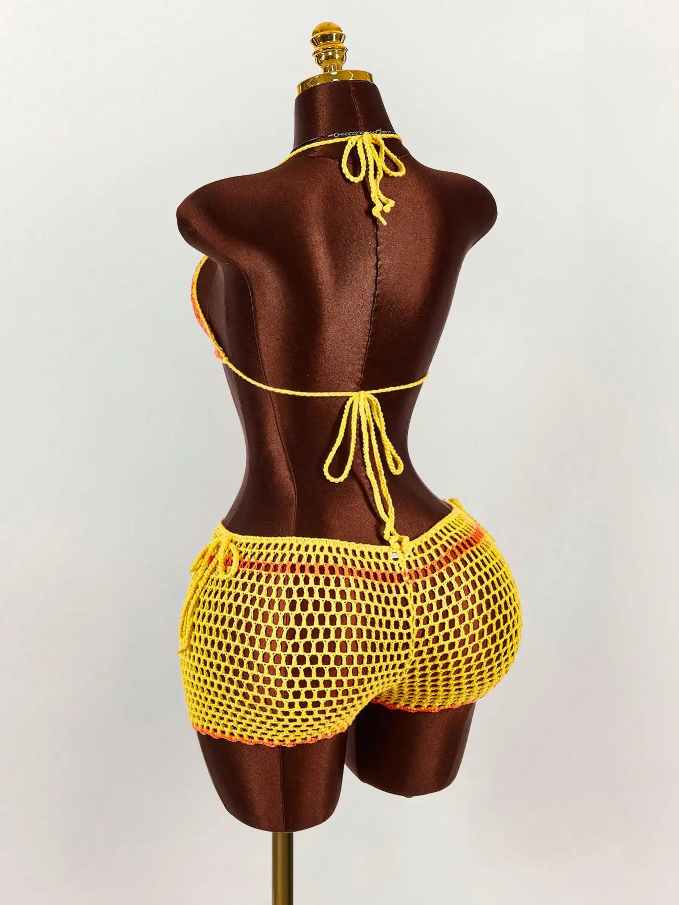 

Crochet Floral 2 Piece Set Women Halter Top And Shorts For Beach Vacation