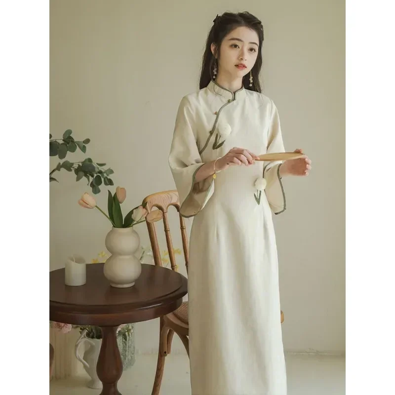 Autumn Elegant Stand Collar Three Dimensional Flower Decoration Long Sleeved Cheongsam Dresses for Women Fashion Modern Qipao