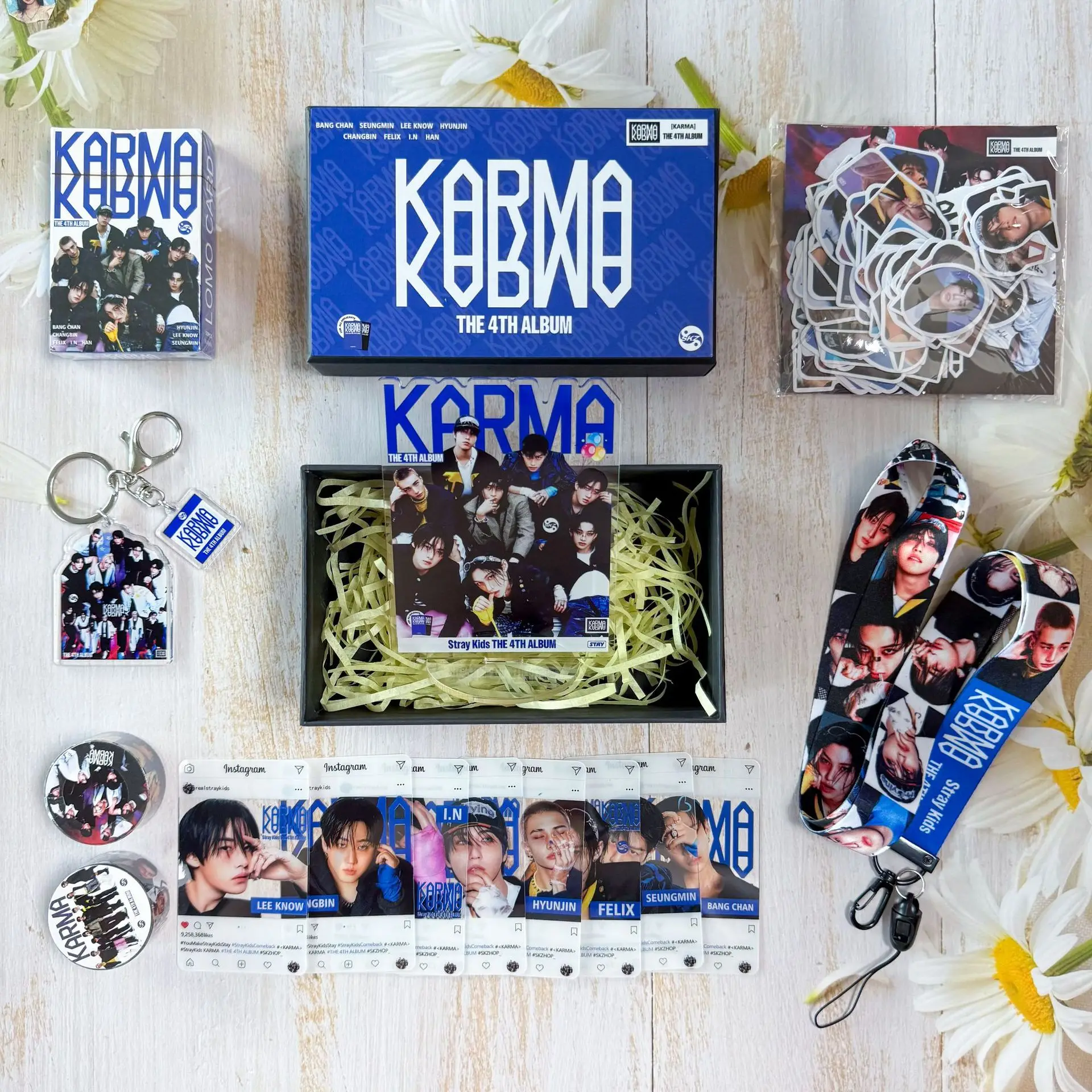 Kpop New StrayKids Gift Box Regular Album KARMA Periphery FELIX SEINGMIN Standing Label Stickers Small Card Hanging Rope Set Gif