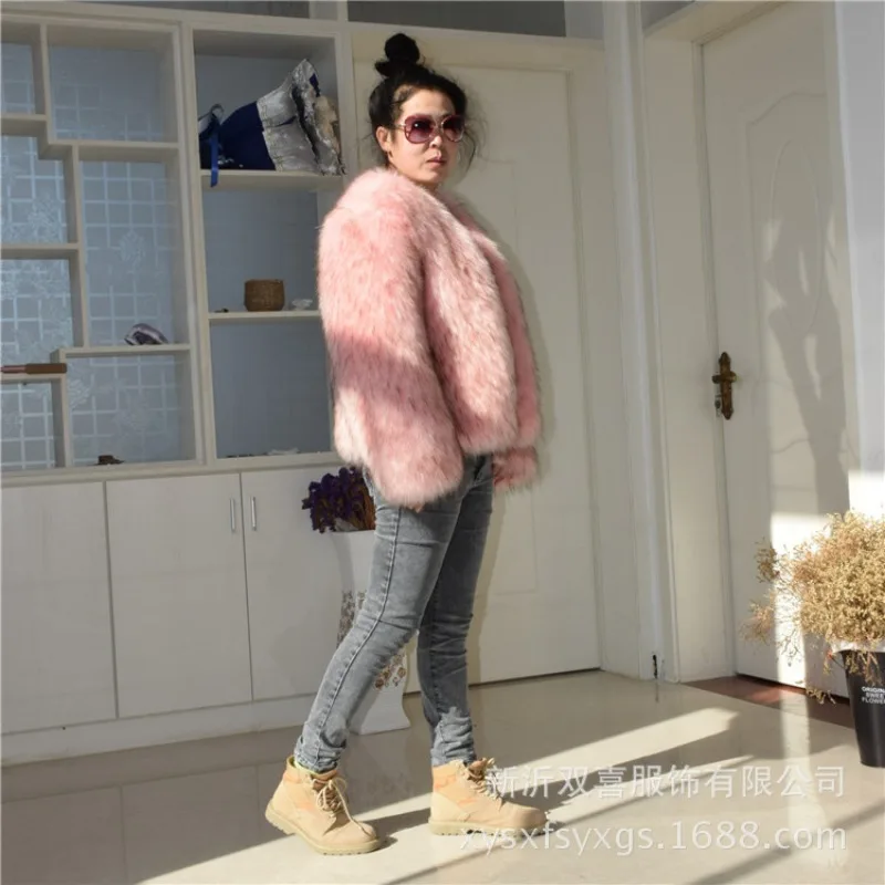 Luxury Fluffy Cropped Fur Jacket Women Warm Thick Winter Faux Fur Coat Long Sleeve Design High-end Outerwear Windproof Coldproof