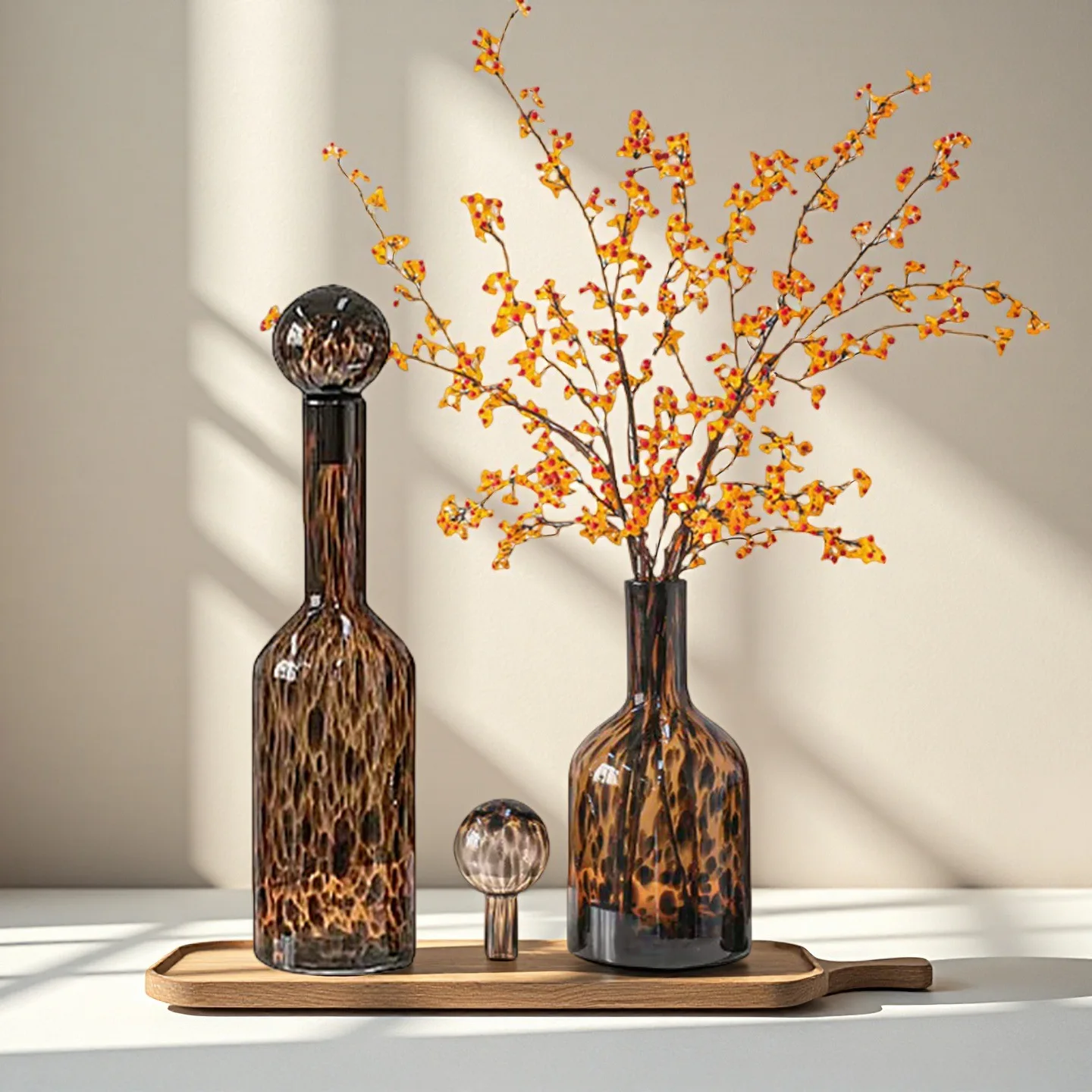 Medieval tortoiseshell vase glass high-end living room medieval model house simple light luxury flower arrangement home ornament